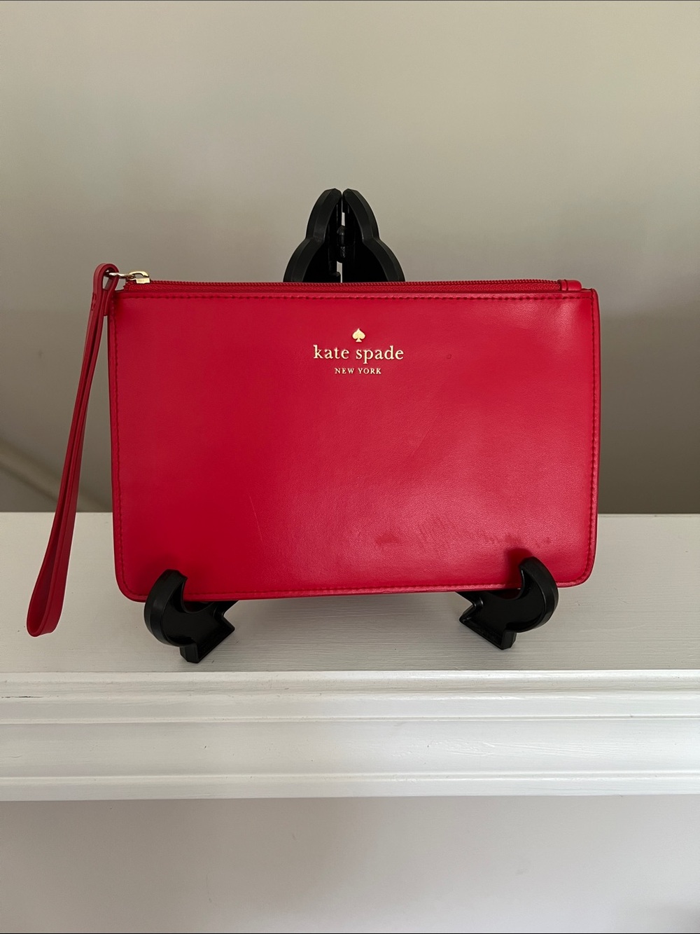 kate spade Red Leather Wristlet Clutch with Gold Logo - Picture 1 of 5